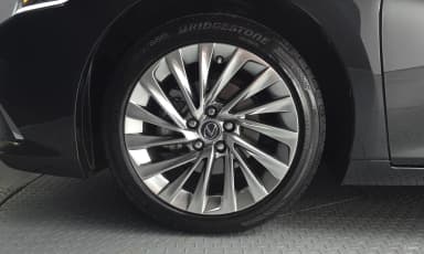 ES300h 7th Generation