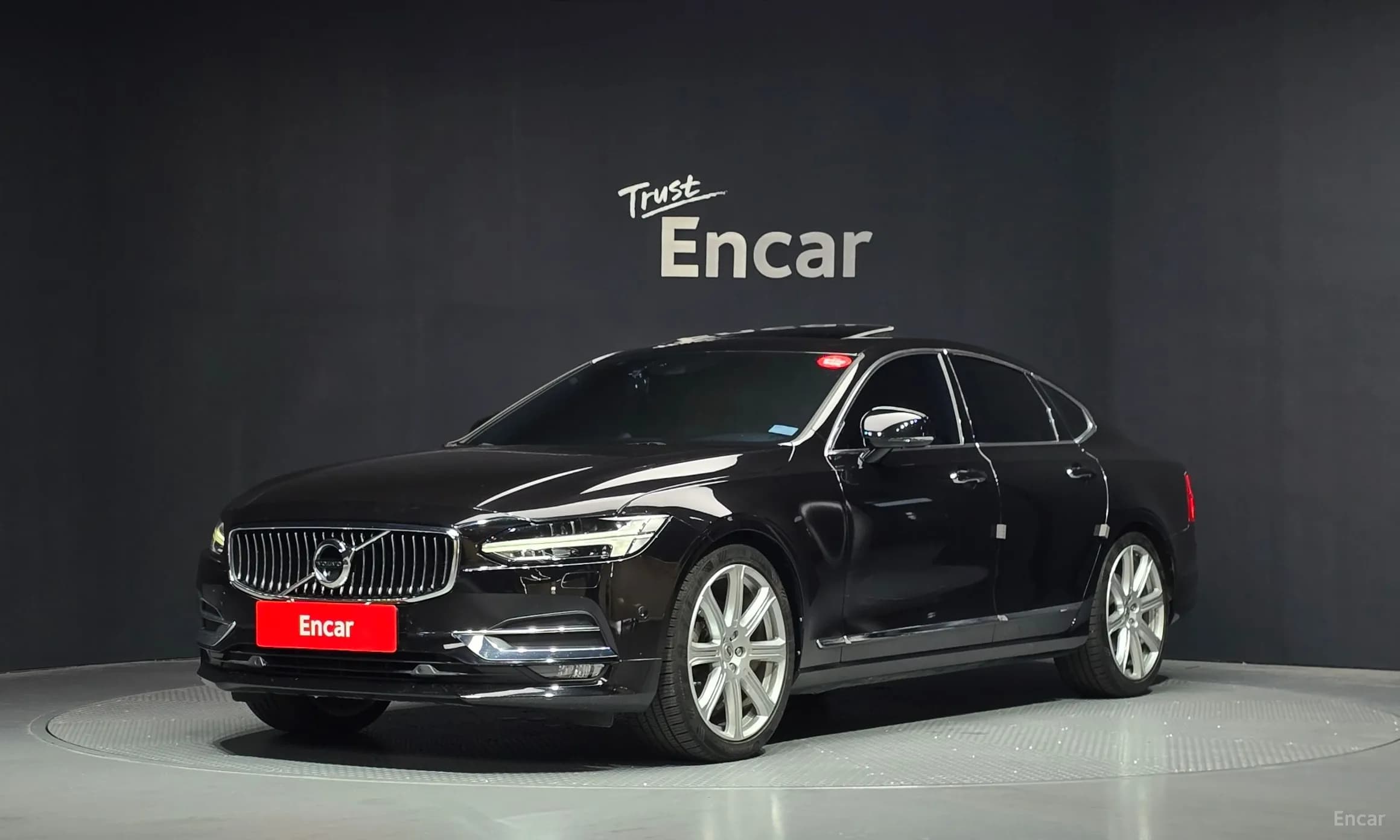 S90