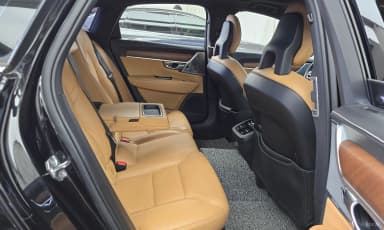 S90