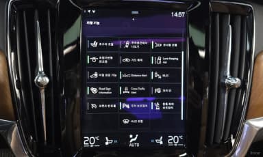 S90