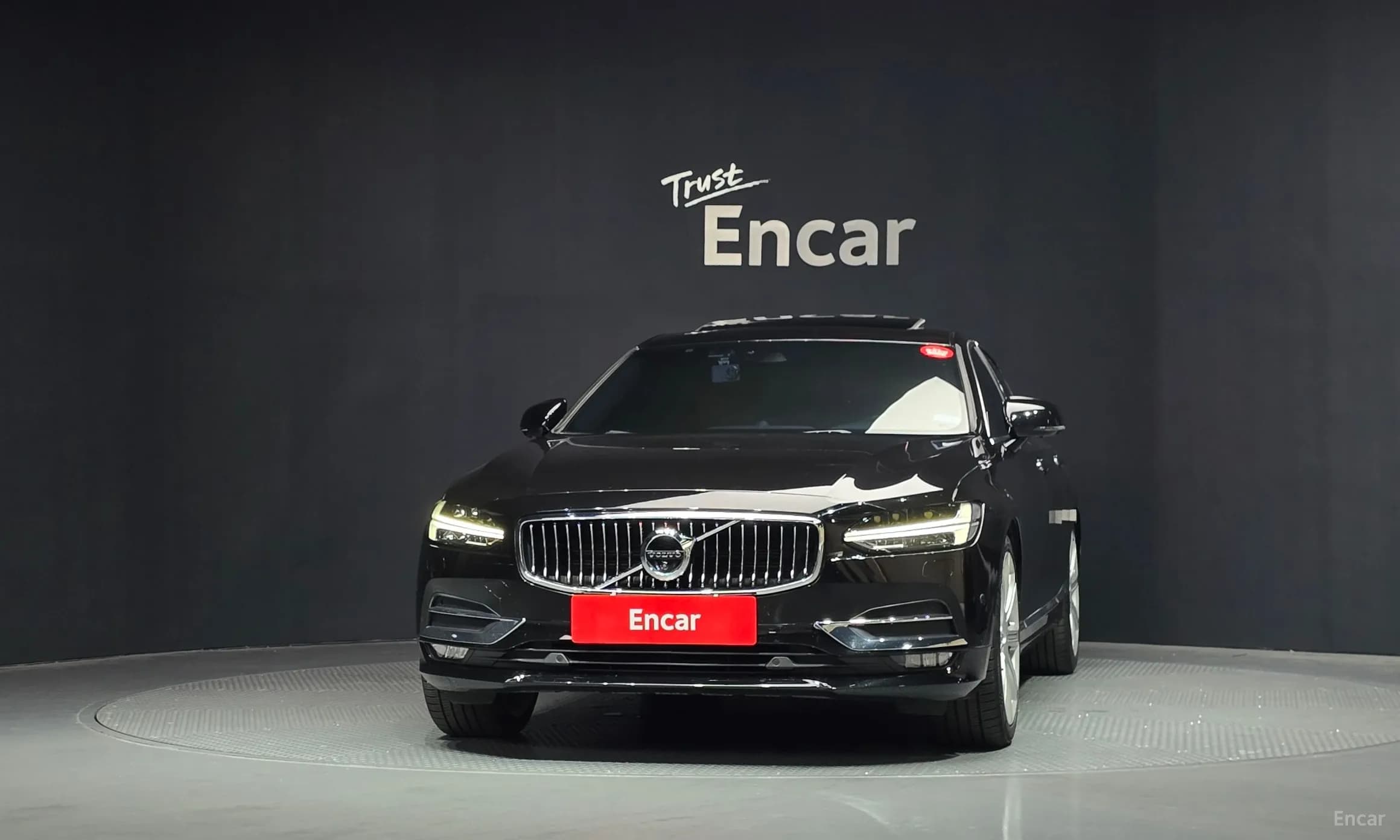 S90