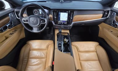 S90