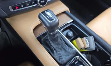 S90