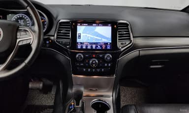 Grand Cherokee