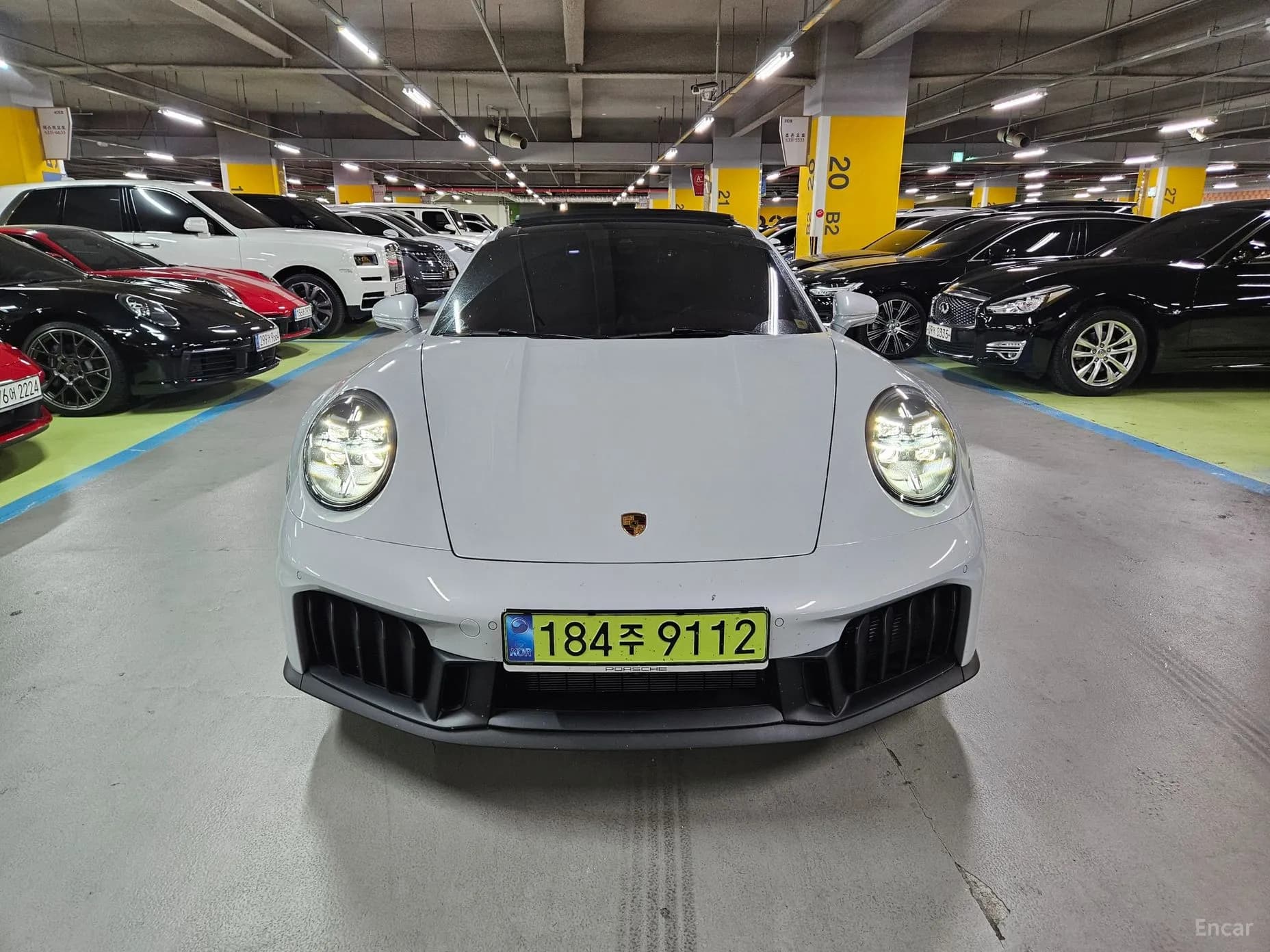 911 (992)
