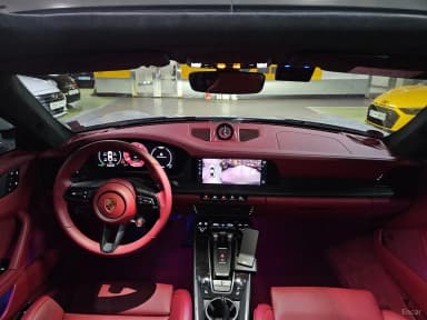 911 (992)