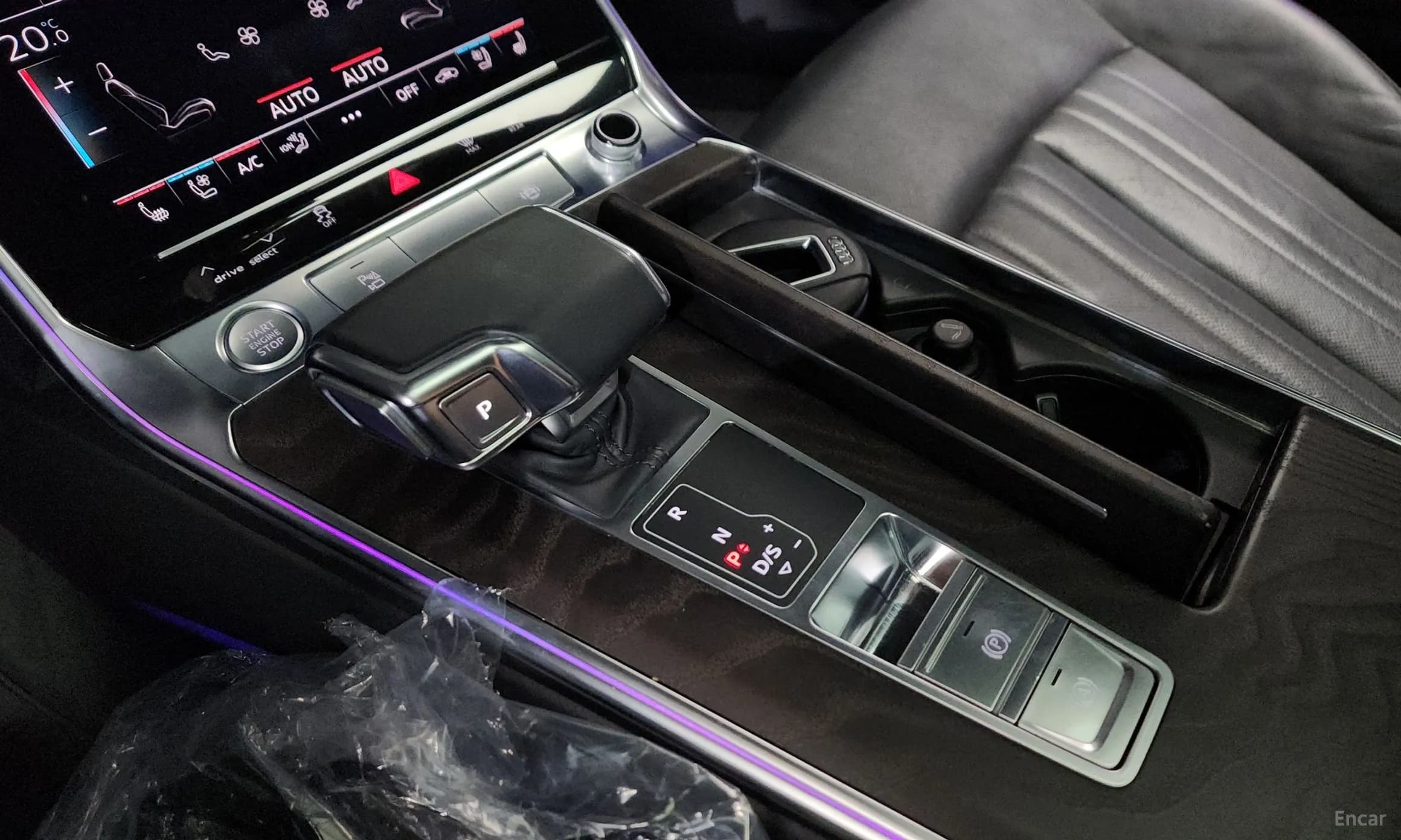 A6 (C8)
