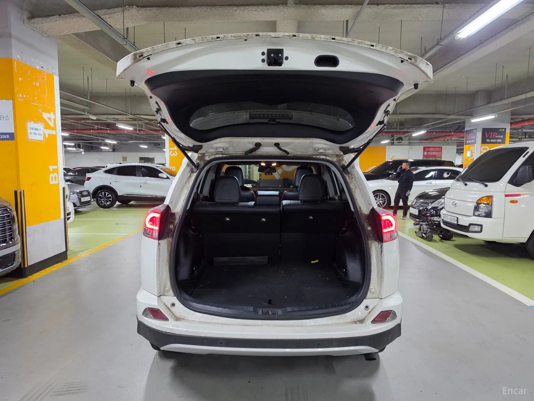 RAV4
