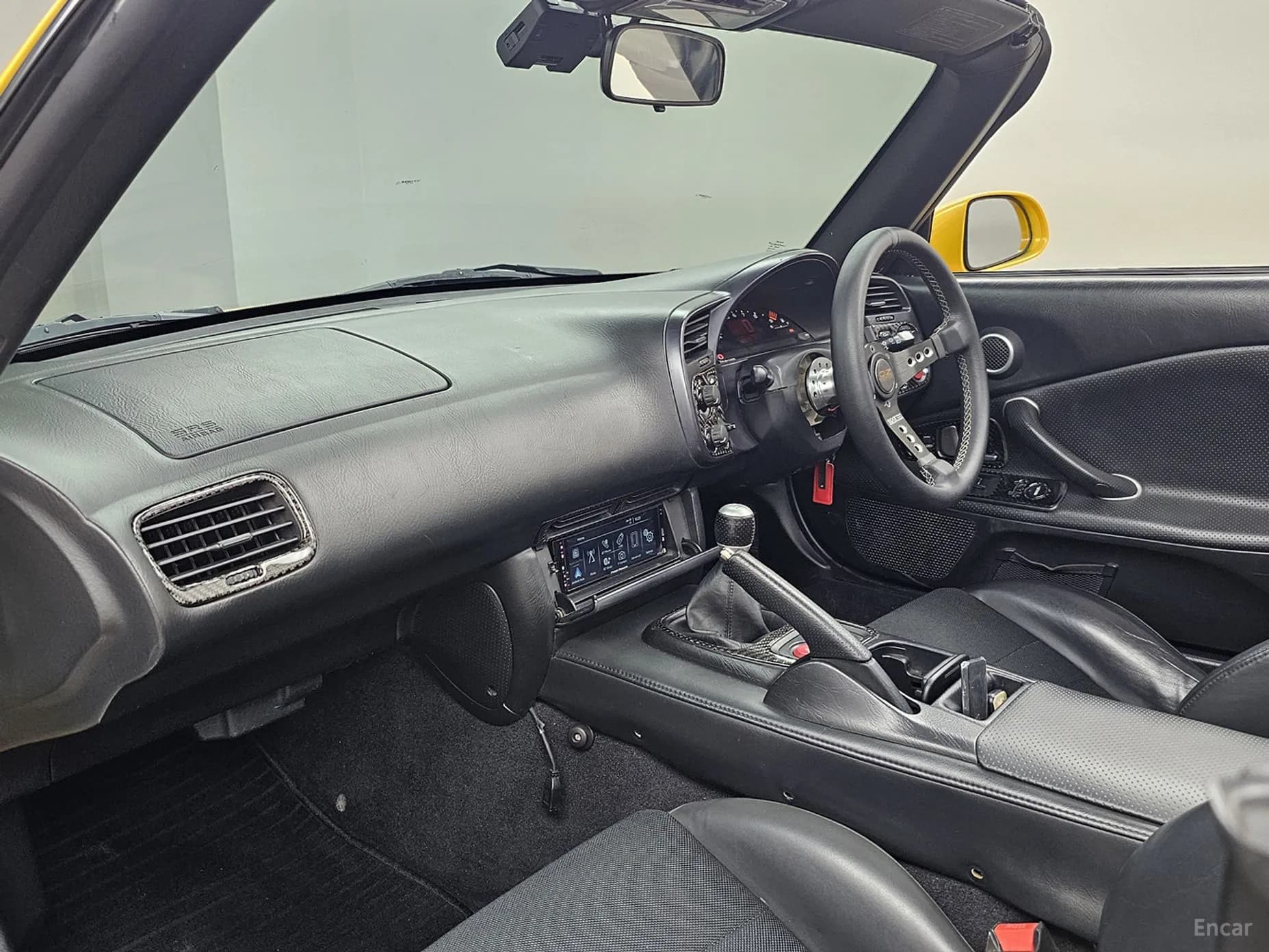 S2000