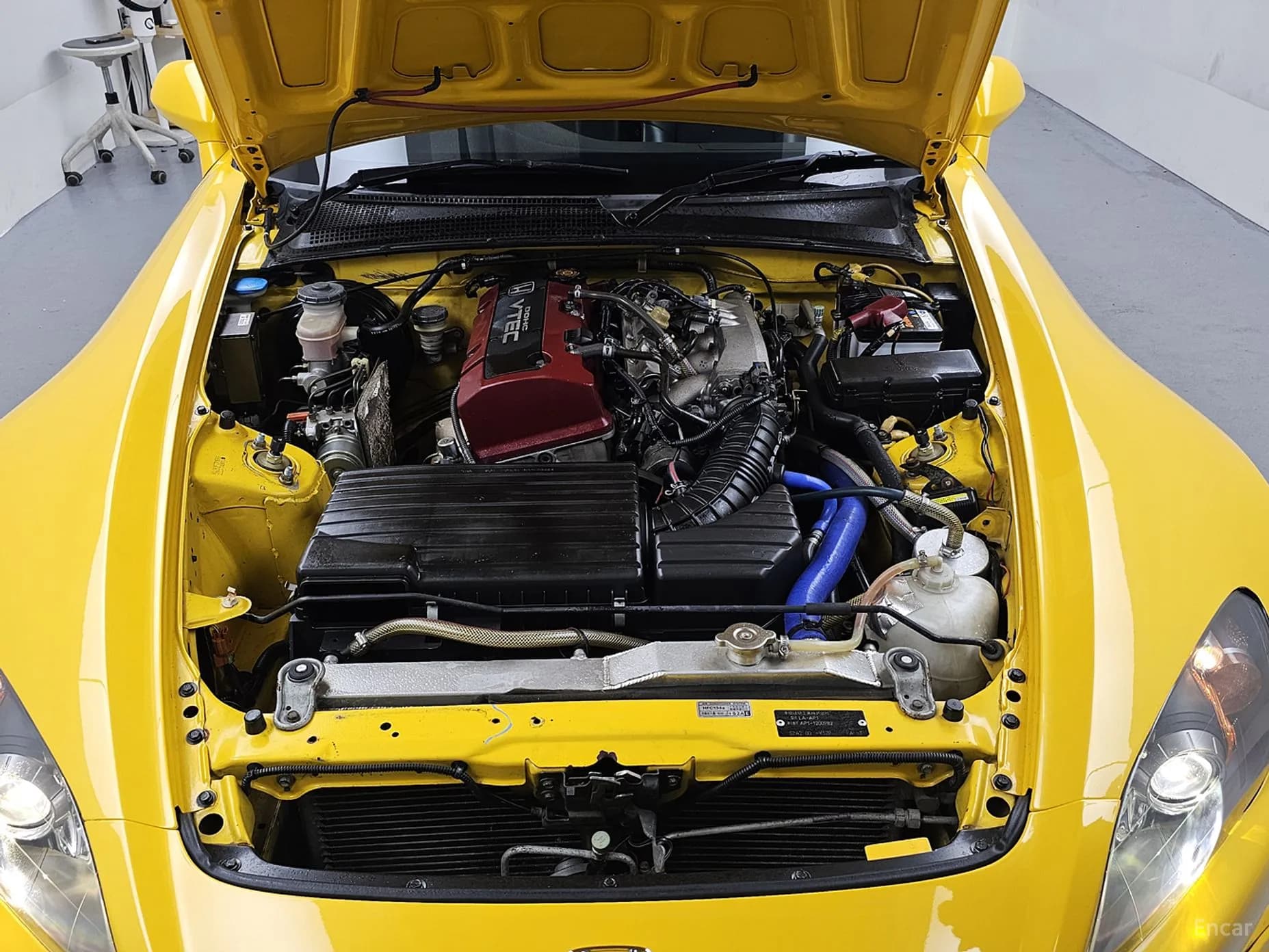 S2000