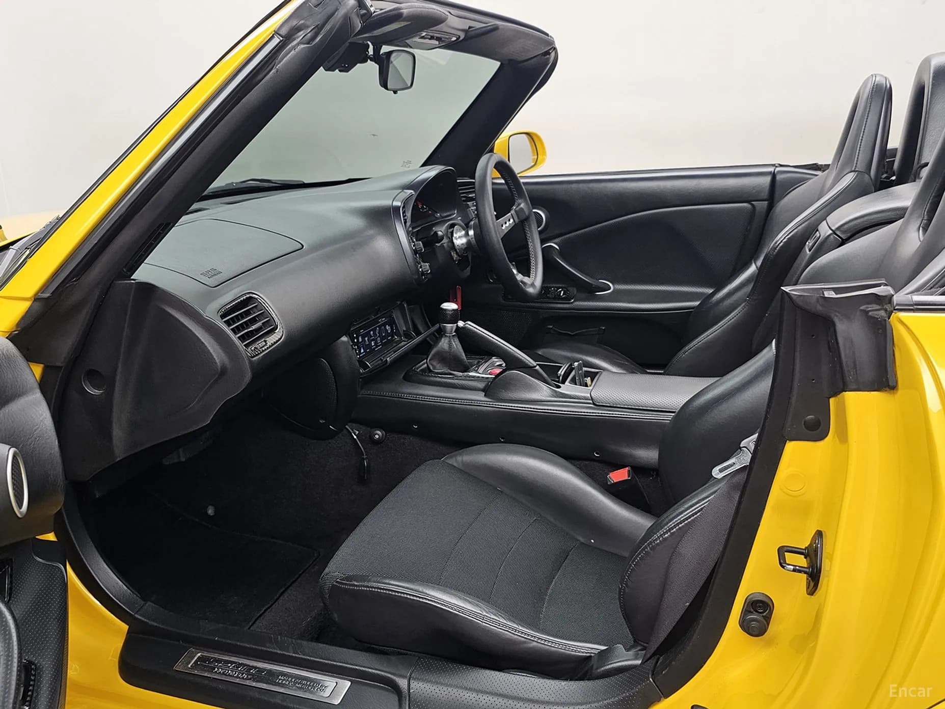S2000