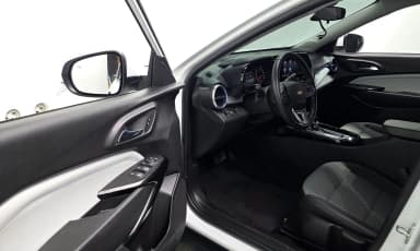 Trax Crossover
