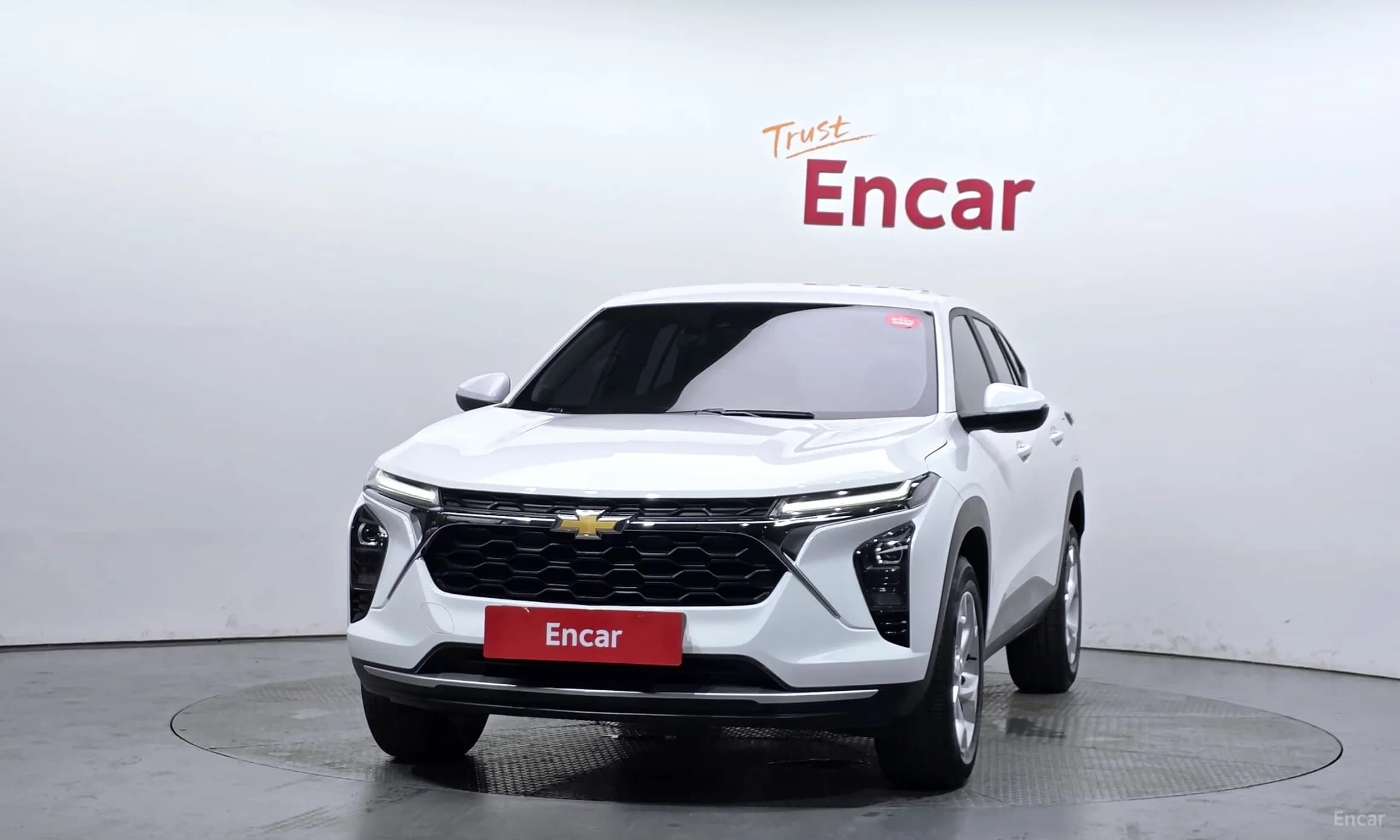 Trax Crossover