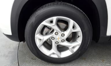 Trax Crossover