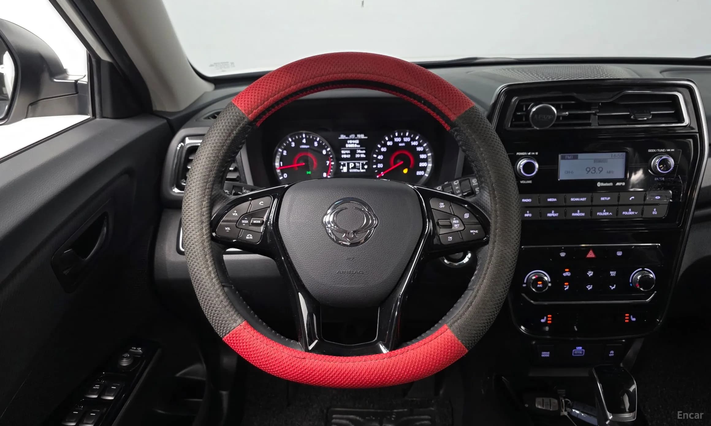 Berry New Tivoli