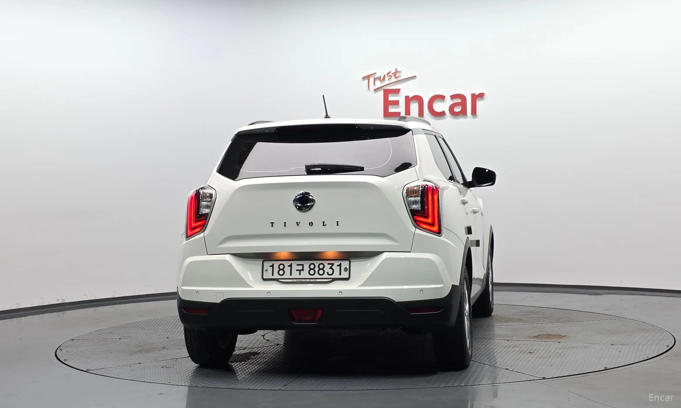 Berry New Tivoli