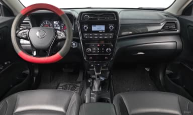 Berry New Tivoli
