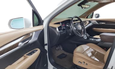 XT6