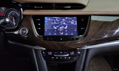 XT6