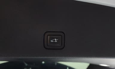 XT6