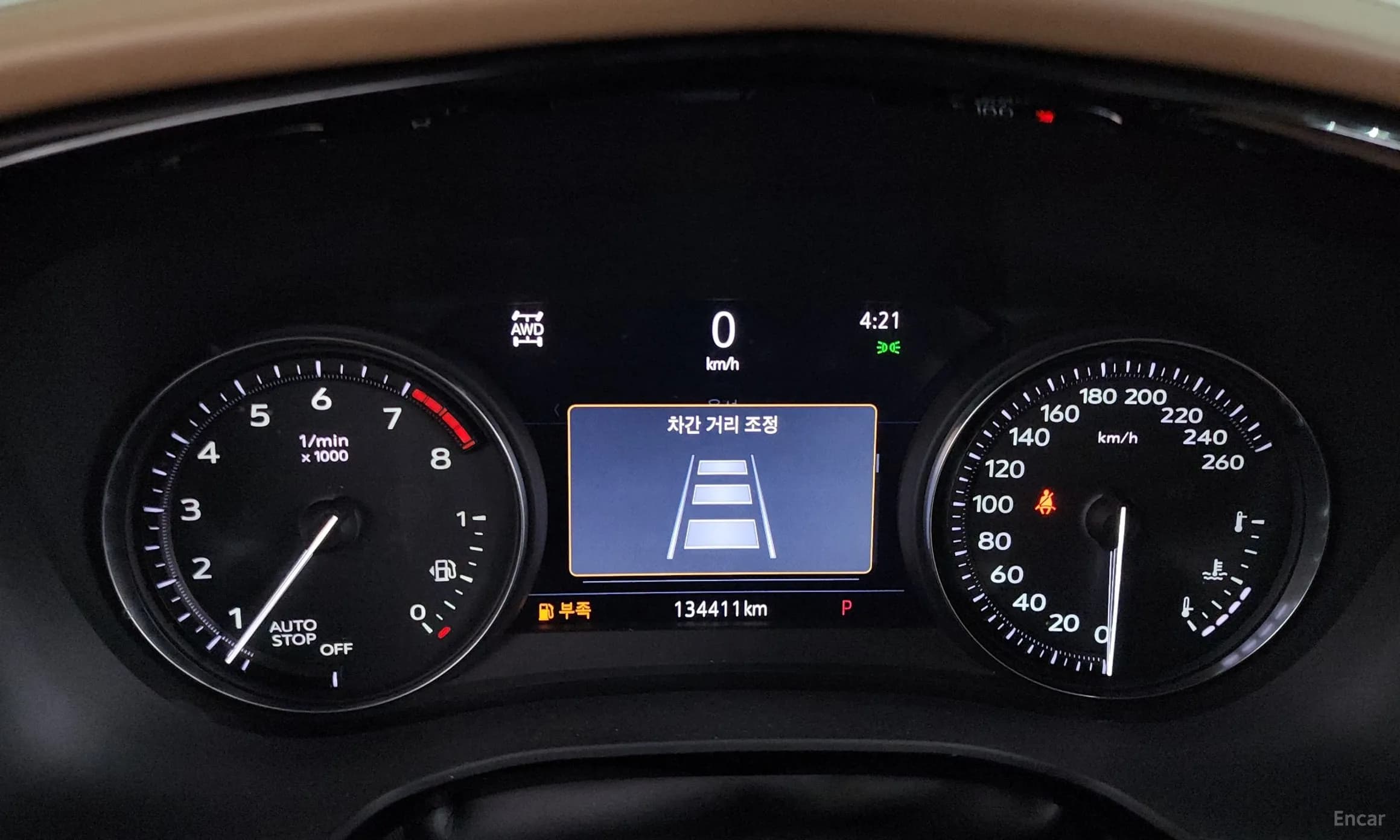 XT6