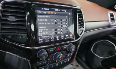 Grand Cherokee