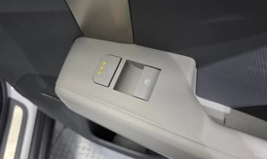 EV3