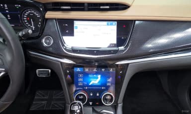 XT6