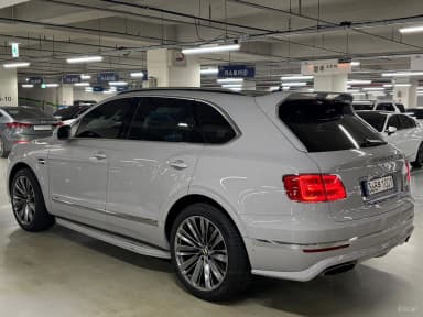 Bentayga