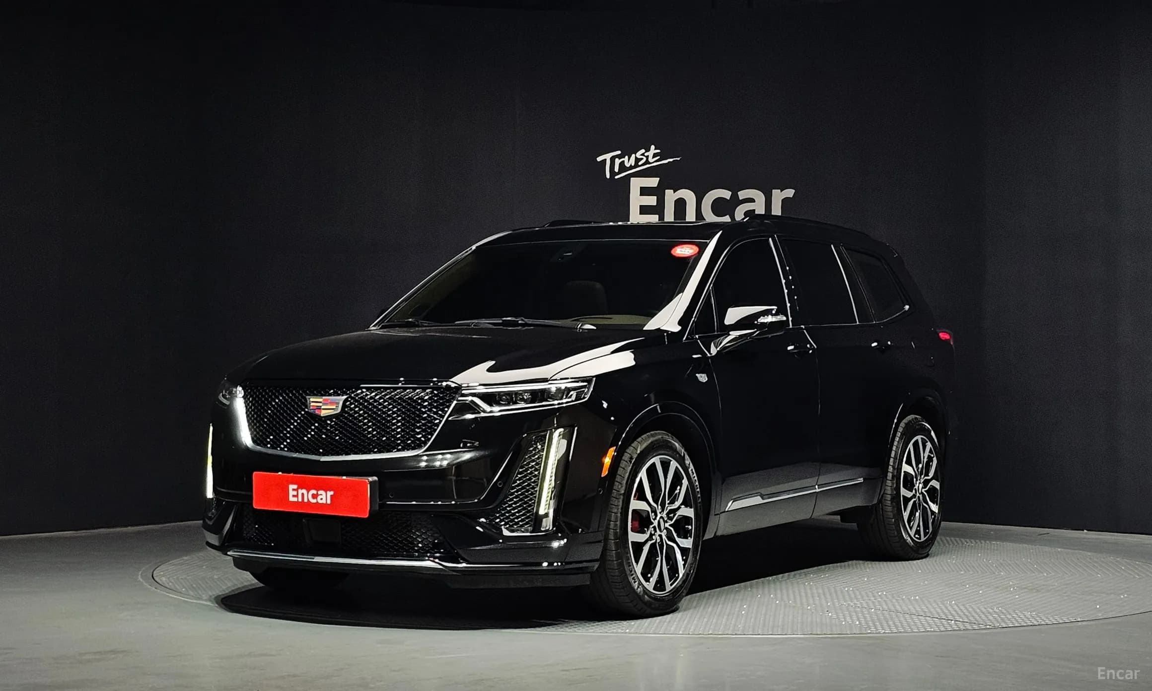 XT6