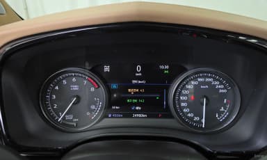 XT6