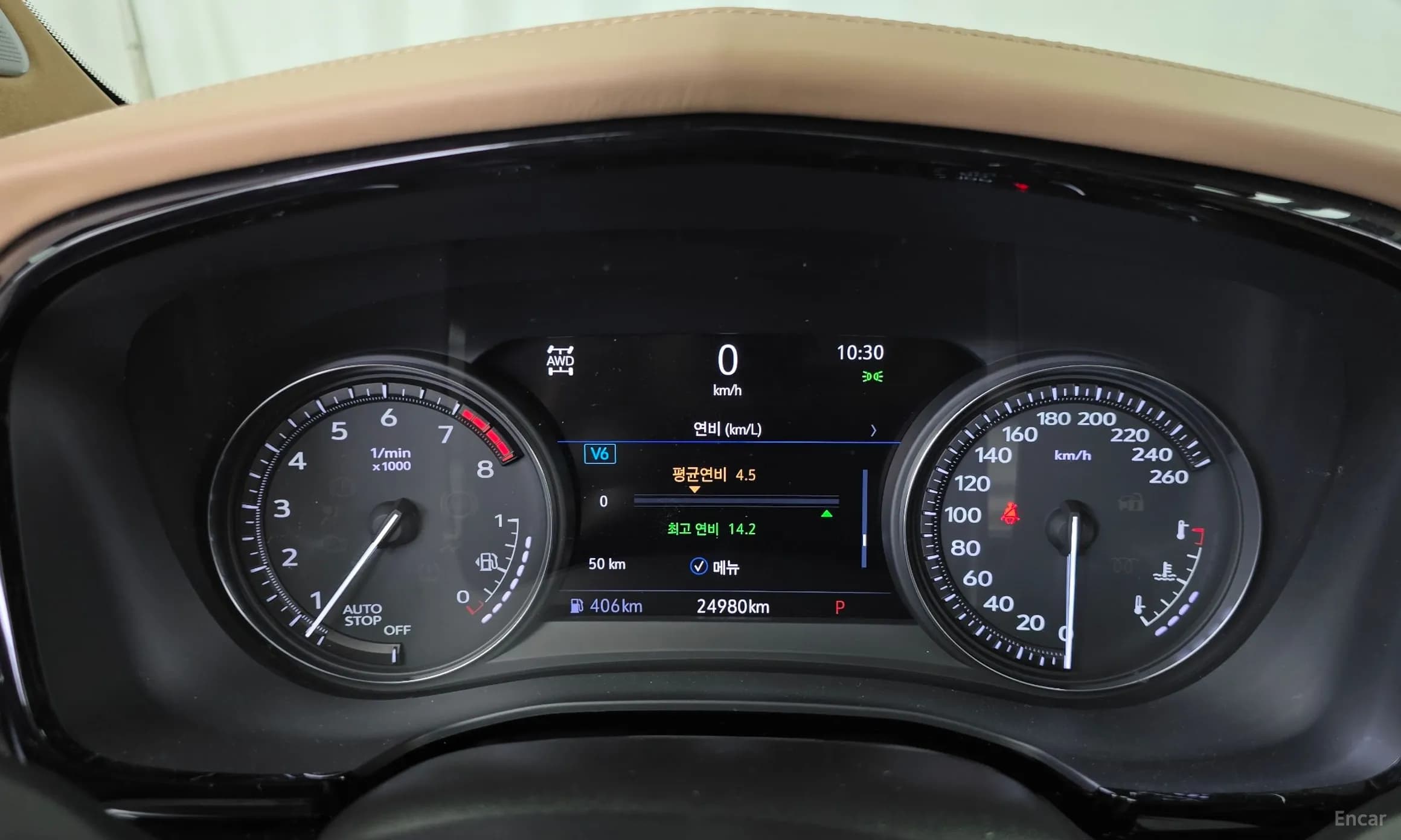 XT6