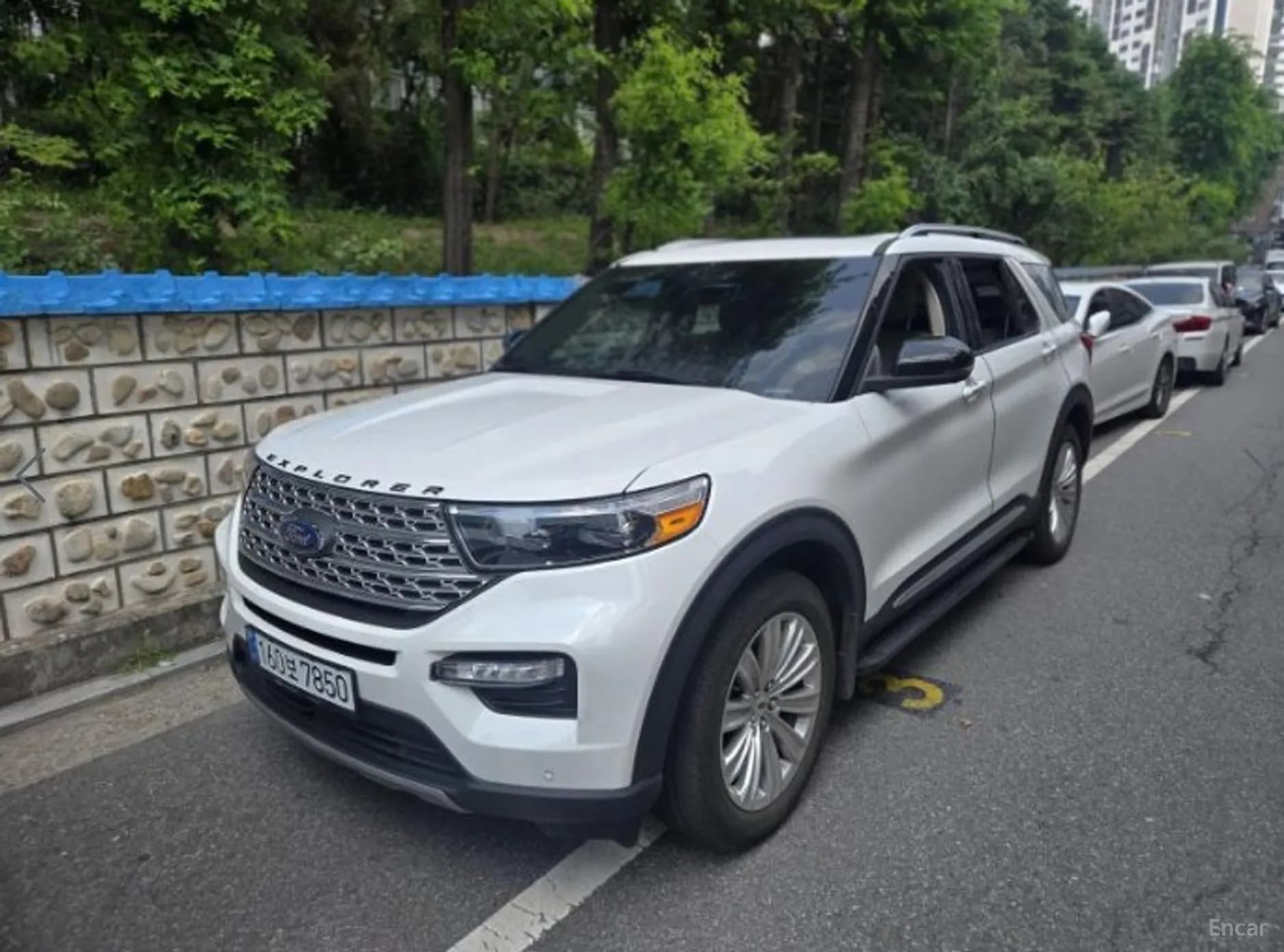 Explorer 6th Generation
