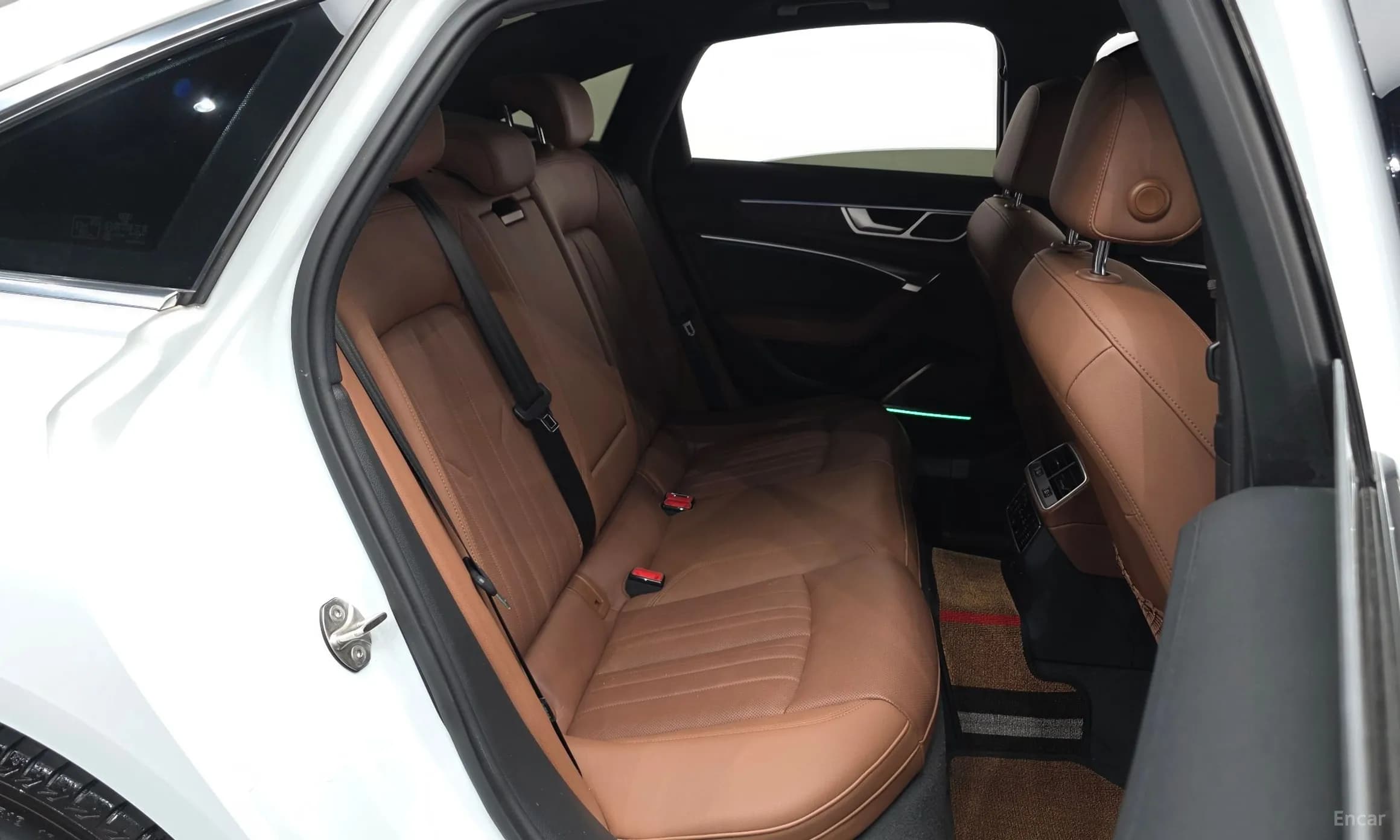 A6 (C8)