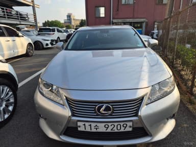 New ES300h
