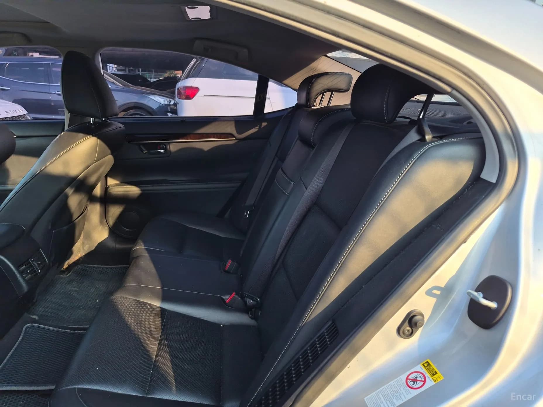 New ES300h