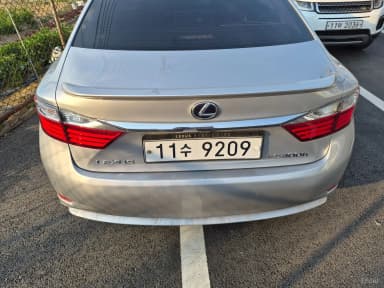 New ES300h