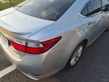 New ES300h