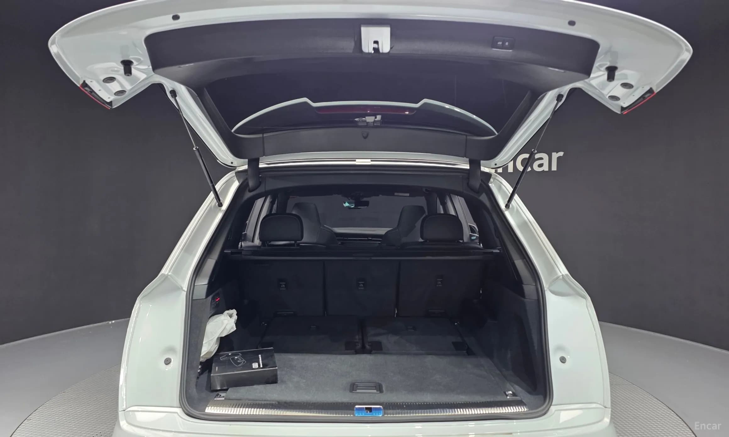 Q7 (4M)