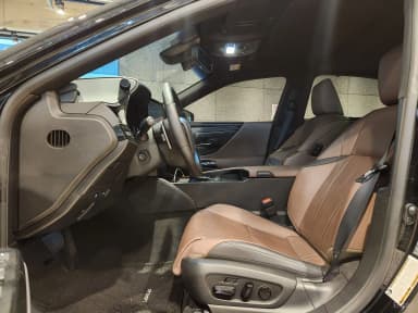 ES300h 7th Generation
