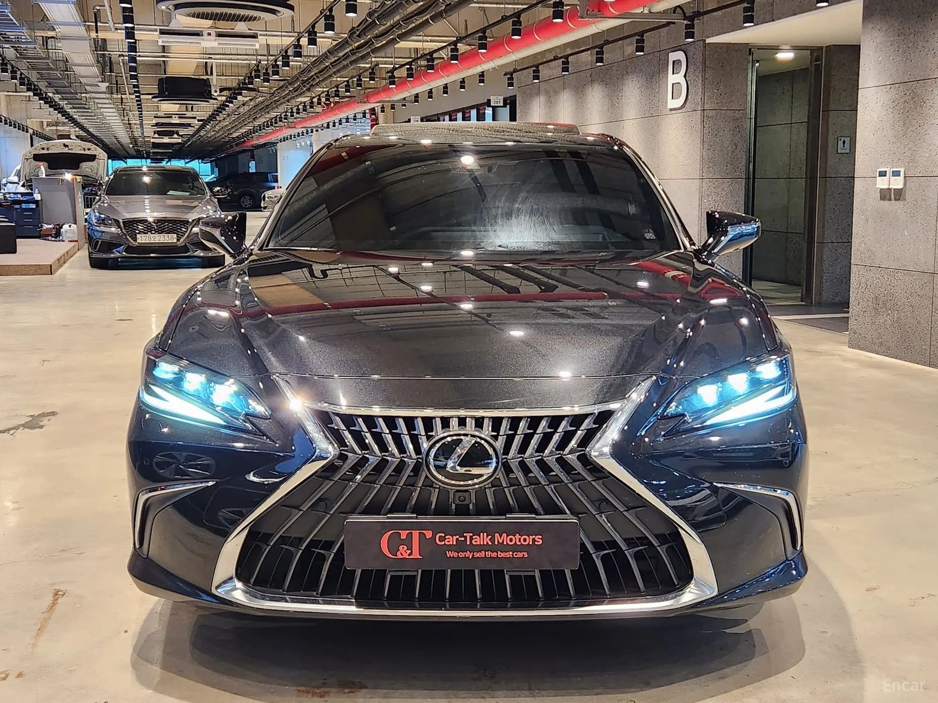ES300h 7th Generation