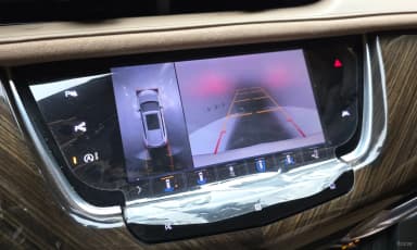 XT6