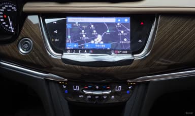 XT6