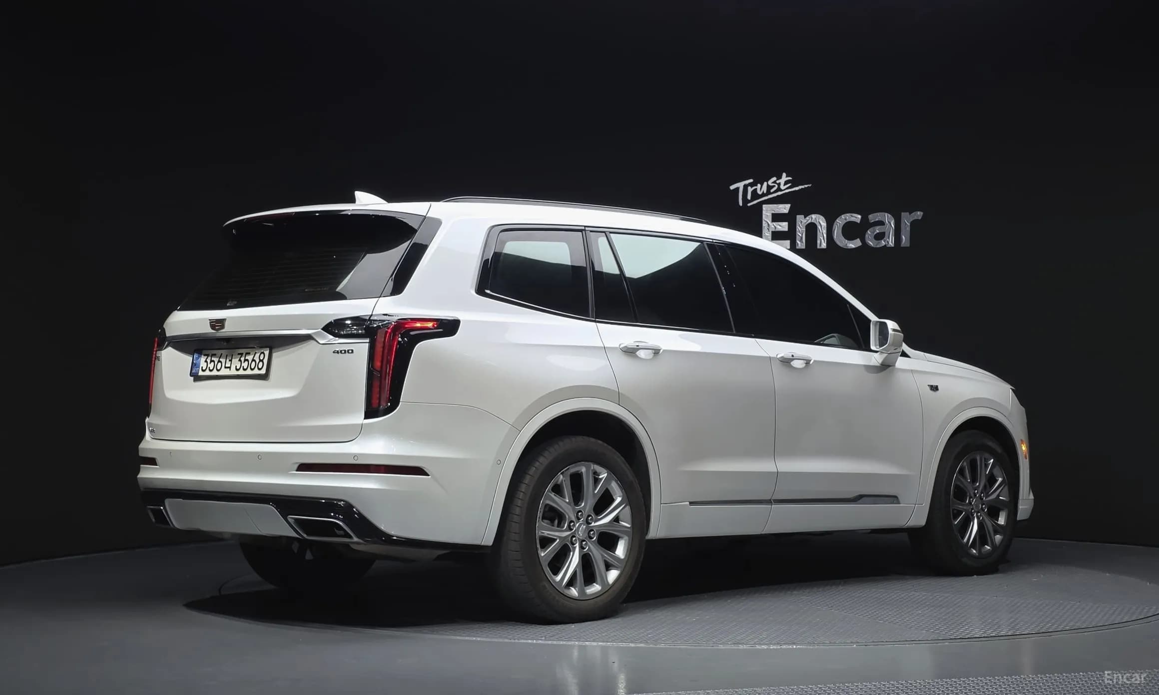 XT6