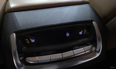 XT6