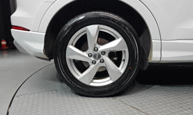 Q3 (F3)