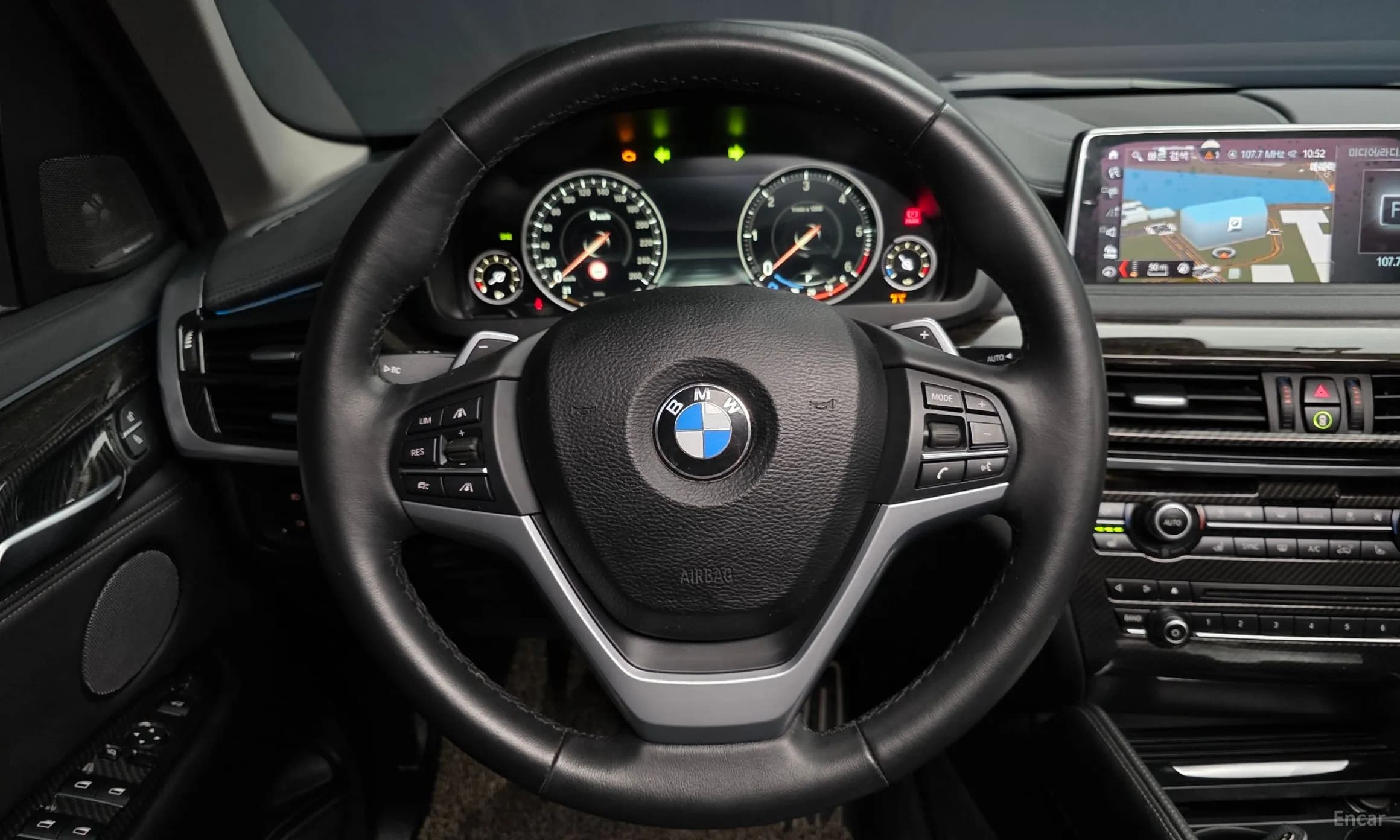 X6 (F16)