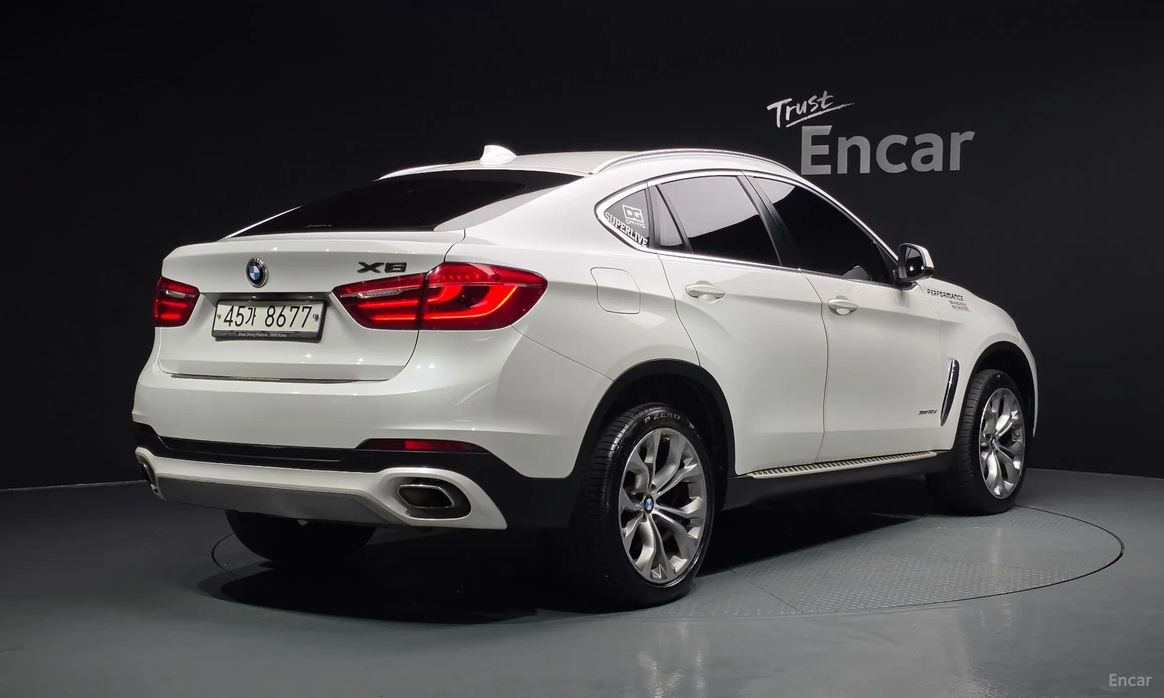 X6 (F16)