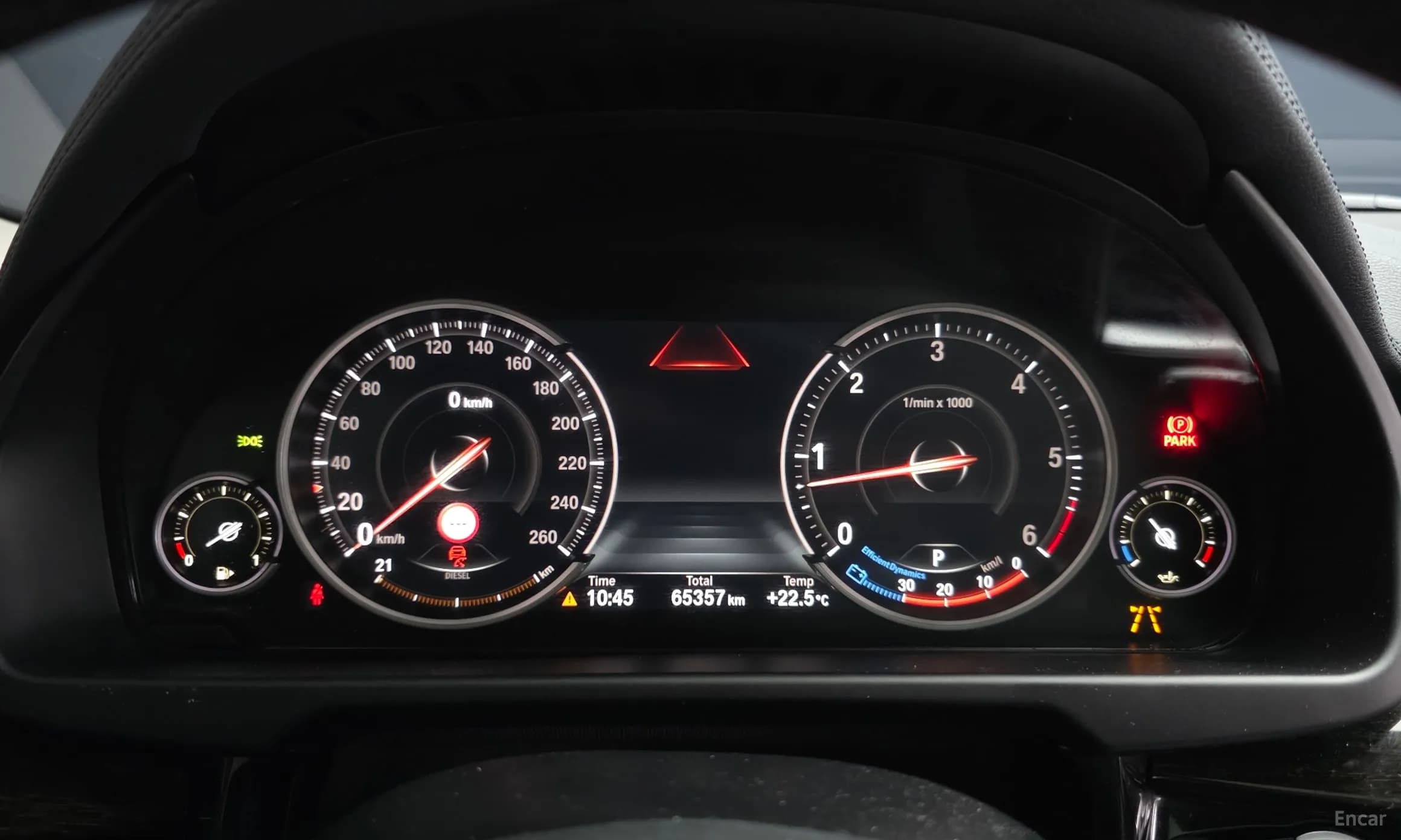 X6 (F16)