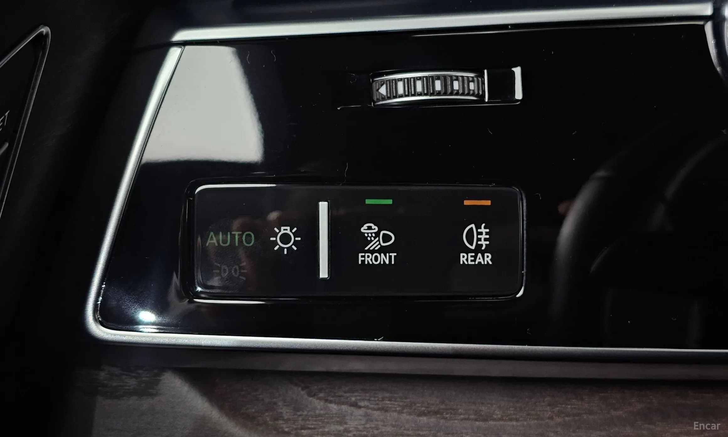 Q7 (4M)